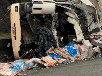 Campo-grandense morre em acidente com carreta na BR-277